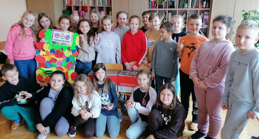 Ogólnopolska akcja „Recykling daje owoce” w SP4 [FOTO]