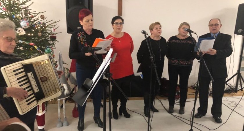 Spotkanie wigilijne kół gospodyń wiejskich, stowarzyszeń i zespołów z terenu gminy Zambrów [FOTO]