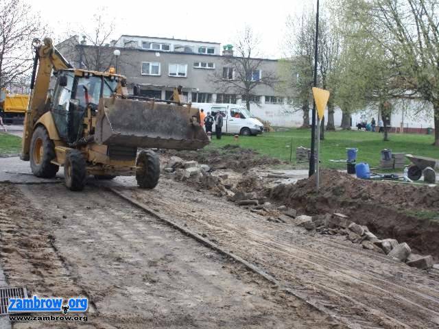 Ruszył remont uliczki dojazdowej do SP3