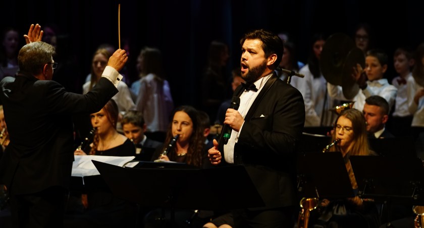 Kolędy rozbrzmiały w Centrum Kultury w Zambrowie [FOTO+VIDEO]