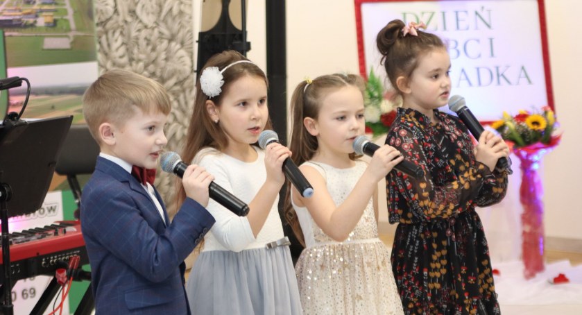 Zaśpiewali dla swoich babć i dziadków [FOTO+VIDEO]