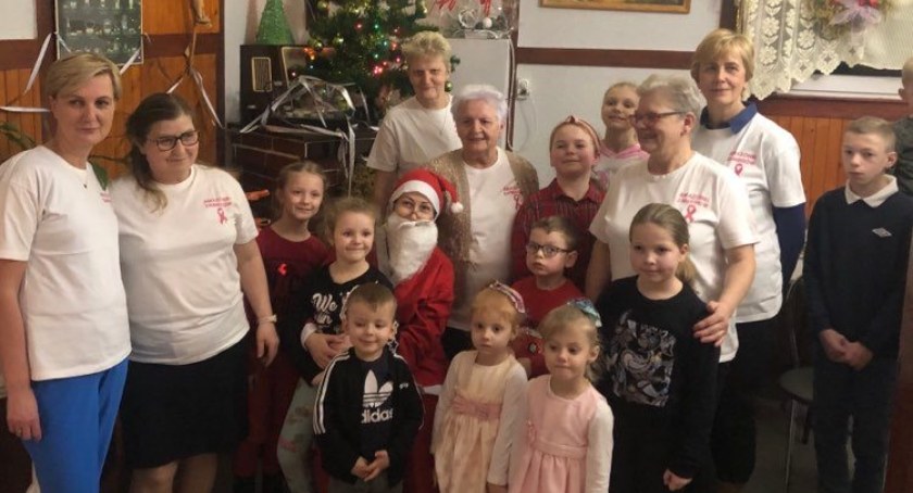 Amazonki zorganizowały zabawę choinkową dla dzieci [FOTO]