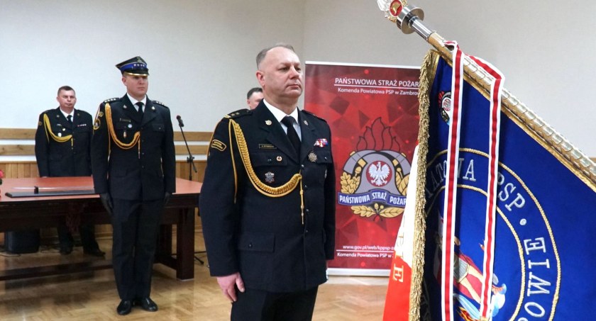 Zastępca Komendanta Powiatowego PSP w Zambrowie bryg. Adam Wysmułek pożegnał się ze służbą