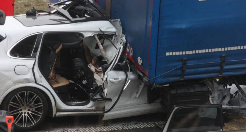 Prokuratura bada sprawę tragicznego wypadku na S8