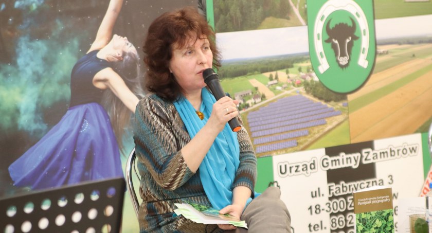 Pogoda na przełomie lat w poezji Urszuli Krajewskiej-Szeligowskiej [FOTO]