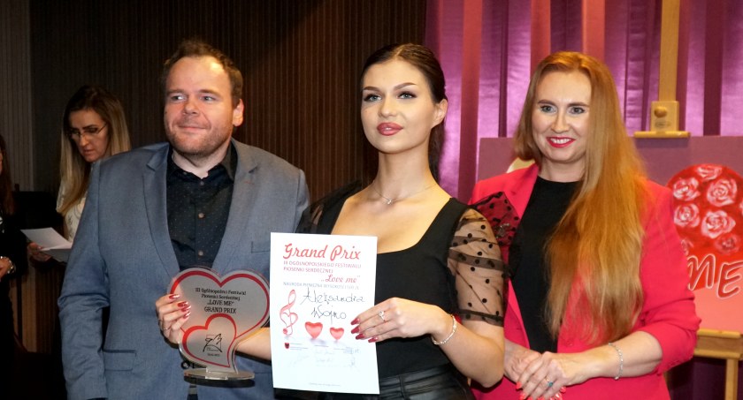 Znamy nazwiska laureatów III Ogólnopolskiego Festiwalu Piosenki Serdecznej „LOVE ME” 2023 [FOTO]