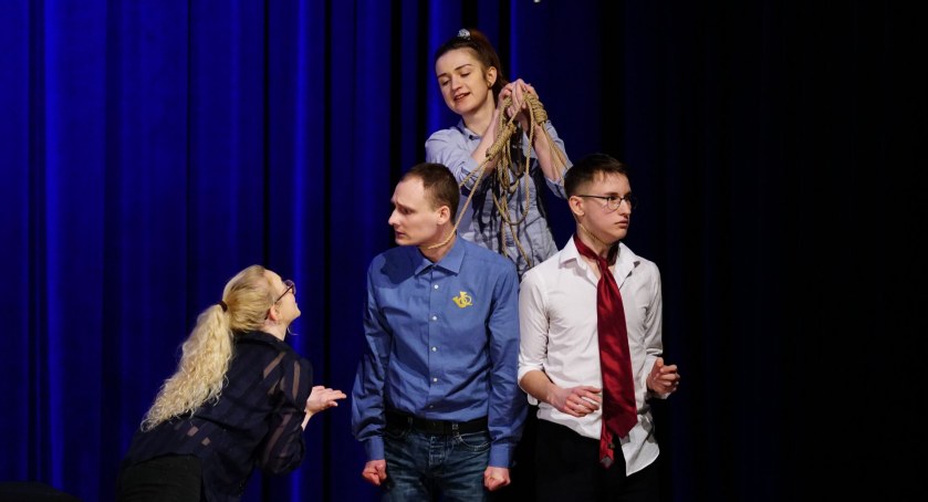 Teatr Sedno wystąpił w Centrum Kultury w Zambrowie [FOTO]