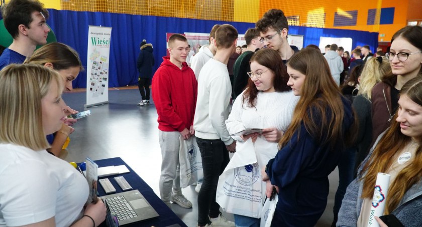 Prezentacje Edukacyjno–Doradcze w „Czerwoniaku” [FOTO]