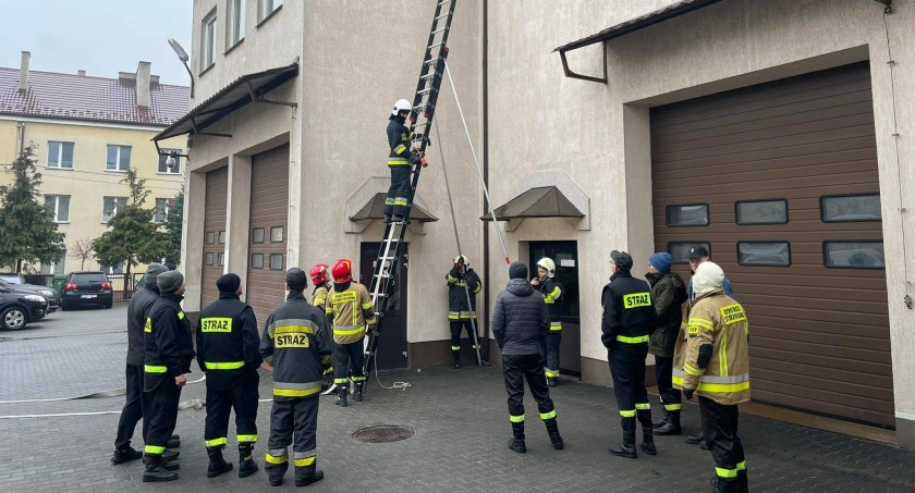 Strażacy OSP szkolili się u zawodowców [FOTO]