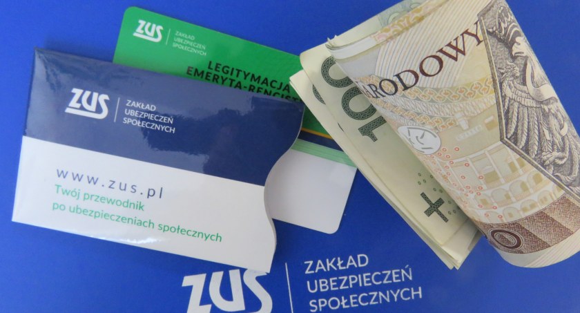 ZUS wypłaca kolejne trzynastki