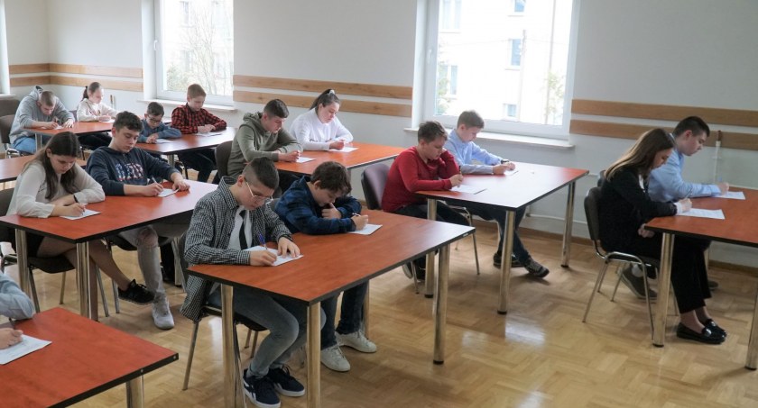 Młodzież wie, jak zapobiegać pożarom - eliminacje powiatowe do Ogólnopolskiego Turnieju Wiedzy Pożarniczej 2023 [FOTO]