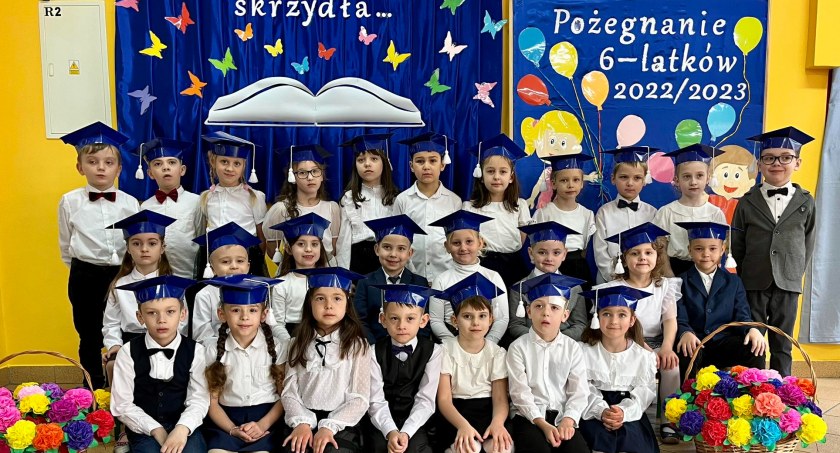 Sześciolatki z MP4 pożegnały przedszkole [FOTO]