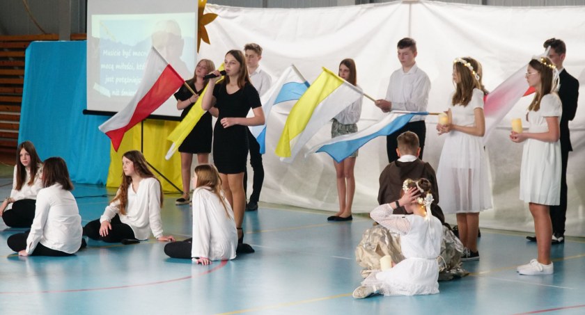 Święto Patrona w Szkole Podstawowej w Osowcu [FOTO]