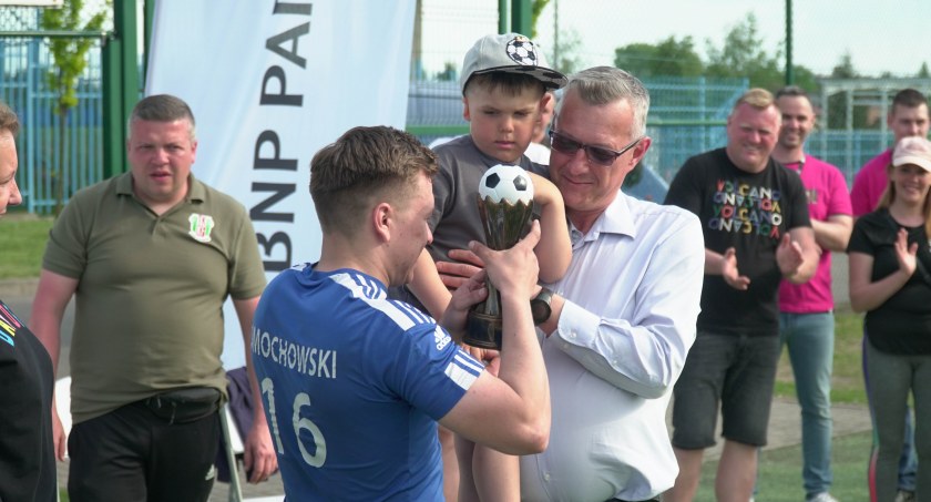 Koledzy Team zwycięzcami III Turnieju Piłki Nożnej o Puchar Przewodniczącego Rady Miasta Zambrów [FOTO]