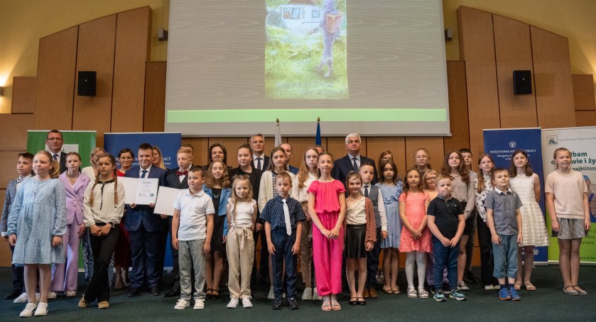 Kinga Gwardiak ze Szkoły Podstawowej w Osowcu na drugim miejscu w konkursie wojewódzkim KRUS [FOTO]