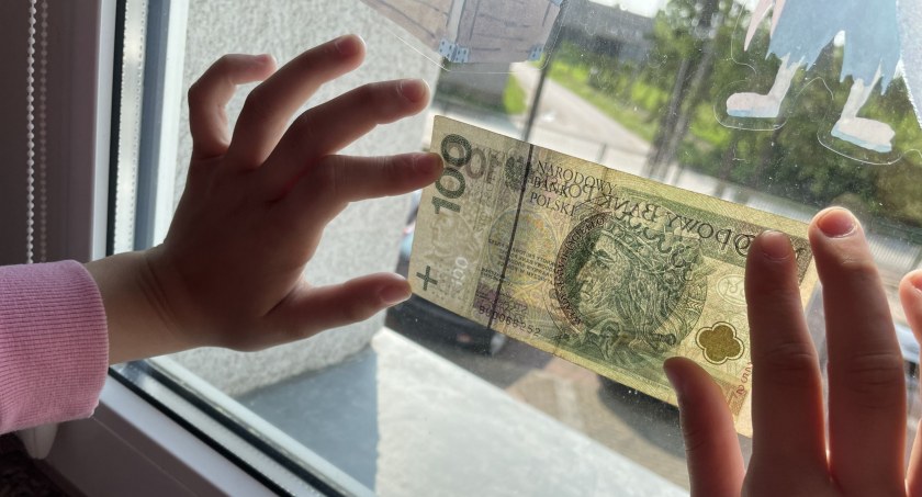 Ananasy z trzeciej klasy poznały podstawy ekonomii [FOTO]