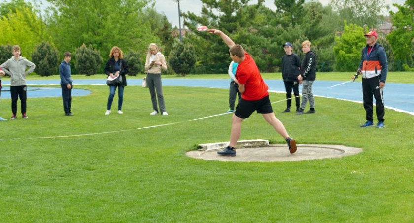 Powiatowe Igrzyska Dzieci w lekkiej atletyce 2023 [FOTO]