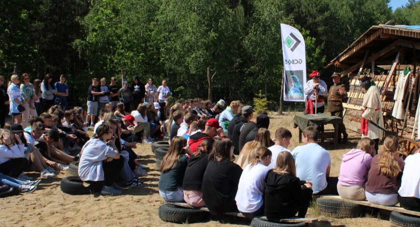 Terenowa lekcja historii poświęcona bitwie pod Zbrzeźnicą [FOTO]