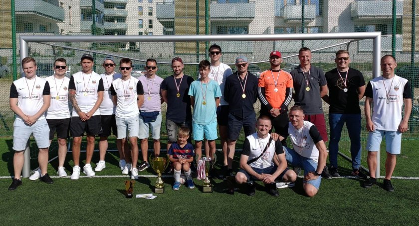 Piłkarze z Zambrowa zdominowali Miejską Ligę Piłki Nożnej w Łomży [FOTO]