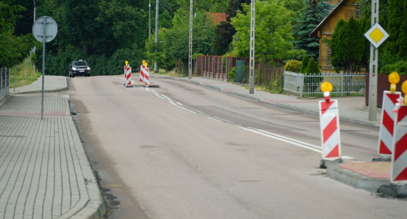 Zmiany w organizacji ruchu na ulicy Łomżyńskiej w Zambrowie [FOTO]