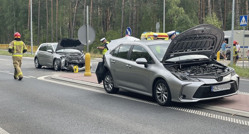 3 osoby w szpitalu po wypadku na DK63 [FOTO]