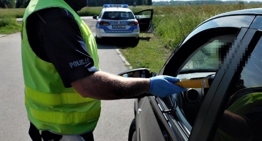Pijany kierowca wpadł, bo przekroczył prędkość