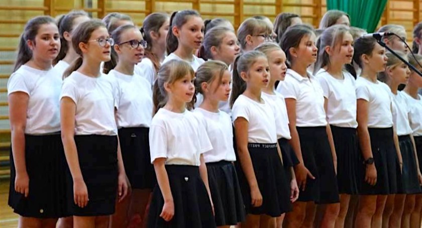 Harmonogram spotkań klas pierwszych w zambrowskich podstawówkach