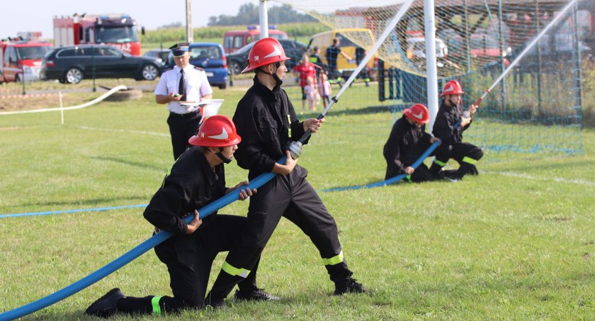 Strażacy z gminy Zambrów rywalizowali w zawodach sportowo-pożarniczych [FOTO+VIDEO]