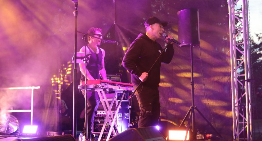 Jacek Stachursky wystąpił podczas pożegnania lata w Zambrowie [FOTO+VIDEO]