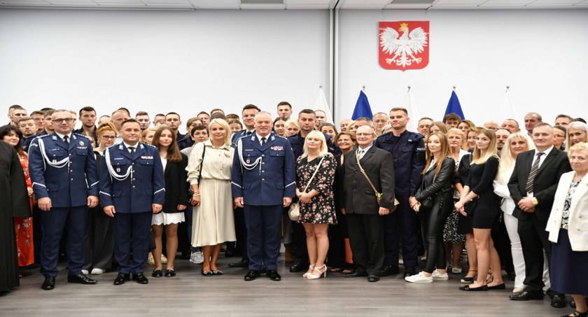 35 nowych funkcjonariuszy w szeregach podlaskiej policji [FOTO+VIDEO]