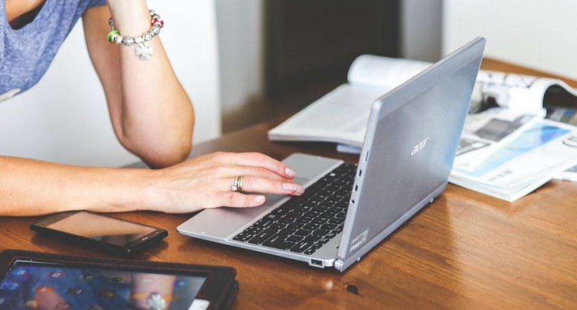 Zaświadczenie o dochodach i niezaleganiu w podatkach online - bez wychodzenia z domu!