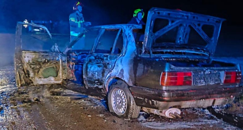 Pożar samochodu w gminie Zambrów [FOTO]