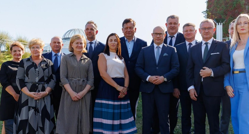 Ponad 2,67 mln zł dla Gminy Zambrów na energooszczędne oświetlenie uliczne
