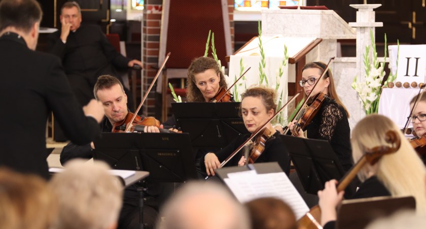 Filharmonia Kameralna z Łomży zagrała w kościele pw. Ducha Świętego [FOTO+VIDEO]