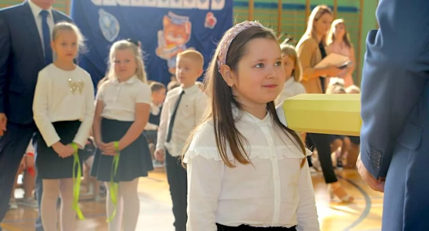 Ślubowanie pierwszoklasistów w Szkole Podstawowej nr 5 [FOTO] 