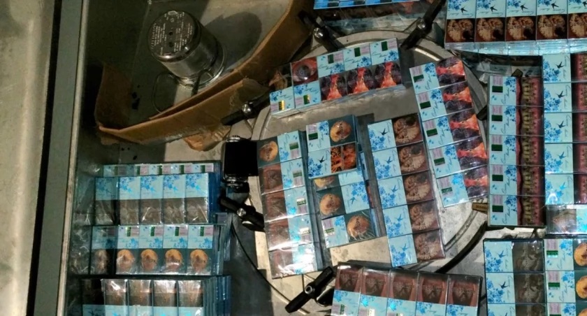 W wagonach z żywicą ukrytych było ponad 10 tys. paczek papierosów [FOTO+VIDEO]