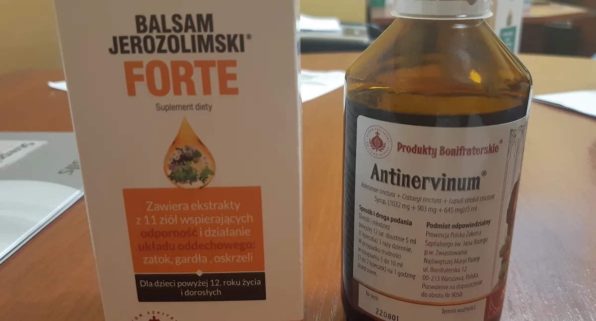 Produkt leczniczy w opakowaniu suplementu diety
