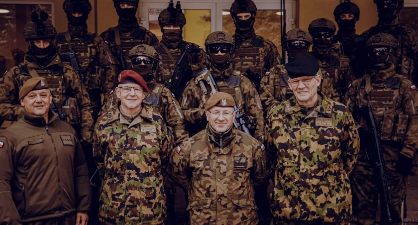 Współpraca WOT ze szwajcarskimi Siłami Zbrojnymi
