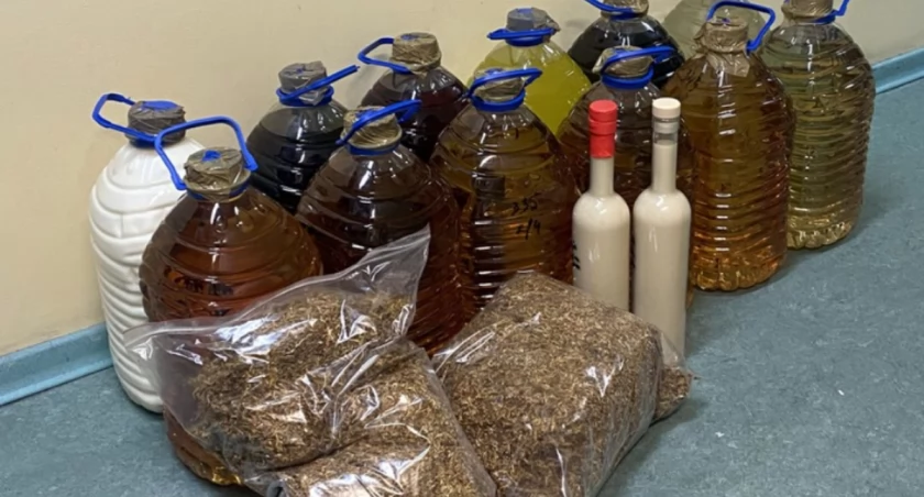 Nielegalny alkohol i tytoń w przesyłkach kurierskich