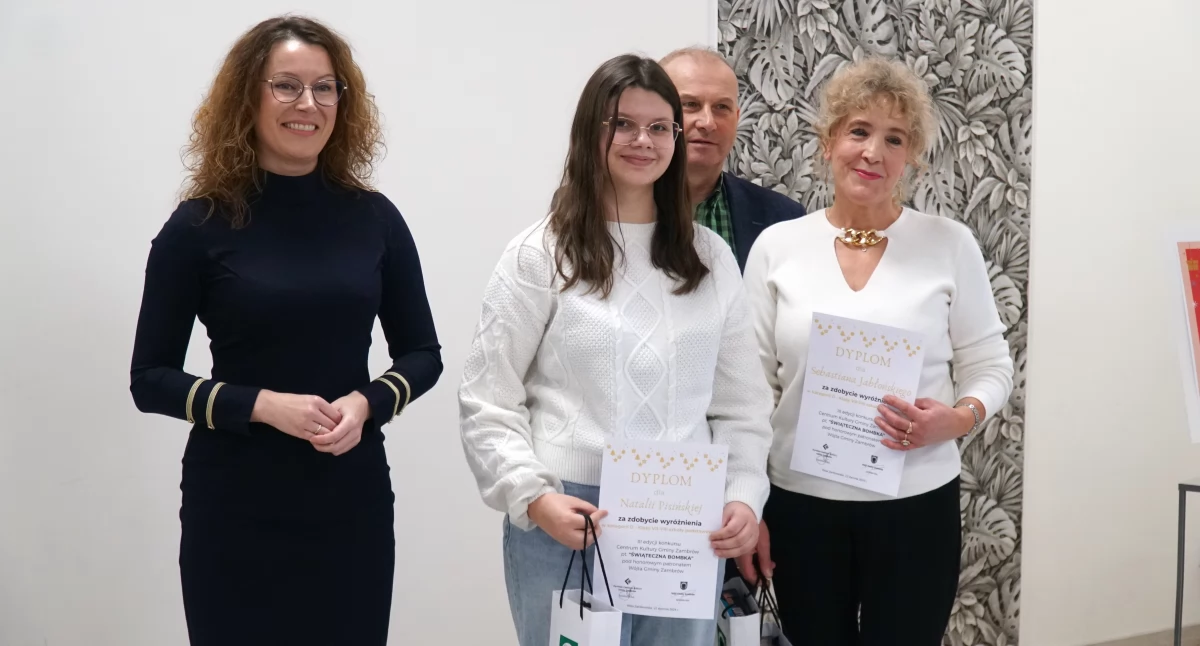 Laureaci konkursu „Świąteczna bombka” otrzymali nagrody [FOTO]