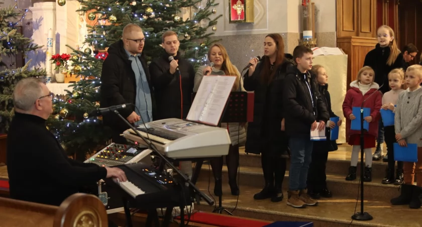 Wspólne kolędowanie w rodzinie parafialnej w Trójcy [FOTO+VIDEO]