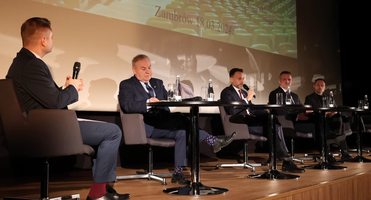 Konferencja „Samorząd dla piłki” w Zambrowie [FOTO]