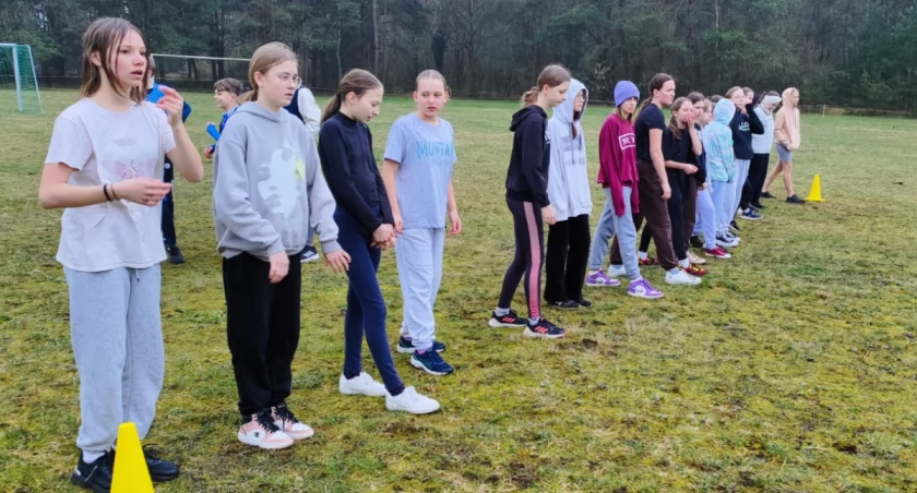 Powiatowe Igrzyska Młodzieży Szkolnej w drużynowych biegach przełajowych [FOTO]