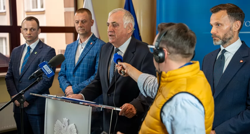 Umowa na dofinansowanie remontu ulicy Bema podpisana! [FOTO]