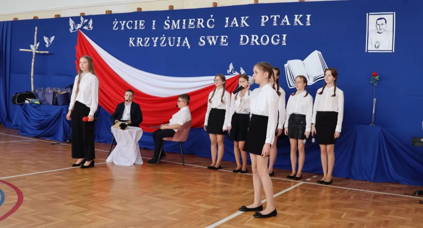 Święto Patrona Szkoły Podstawowej nr 3 w Zambrowie [FOTO]