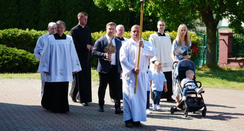 Relikwie bł. Rodziny Ulmów z parafii pw. św. Józefa Rzemieślnika trafią do Jedwabnego [FOTO]