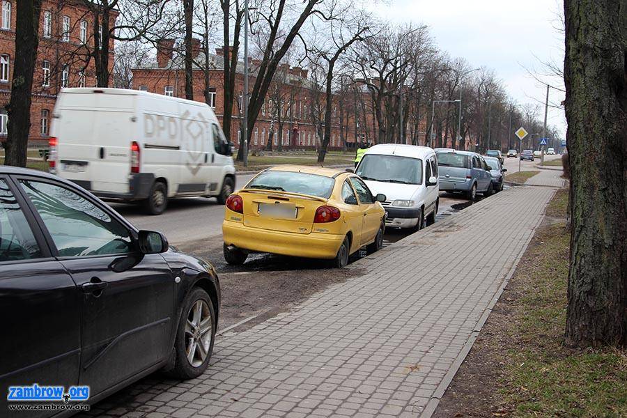 Radna walczy o poprawę bezpieczeństwa kierowców i pieszych w rejonie AWP i Magazynowej [foto]