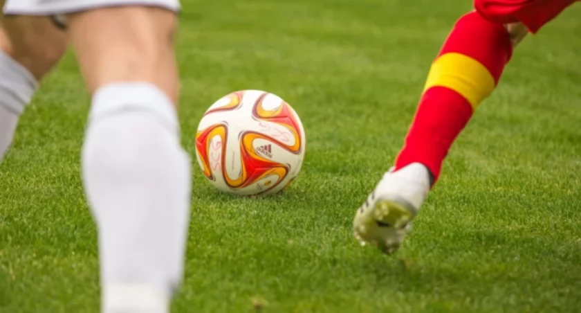 Pomimo wygranego meczu Olimpia Zambrów spada do IV ligi