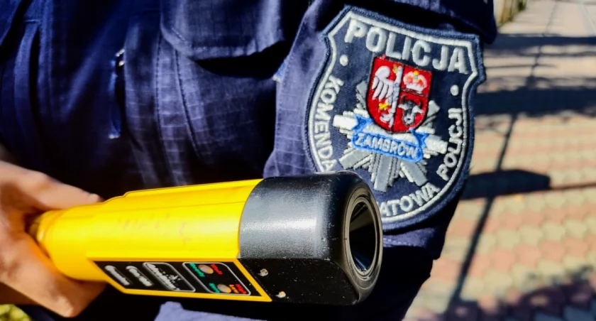 Pijany kierowca spowodował kolizję. Stracił prawo jazdy