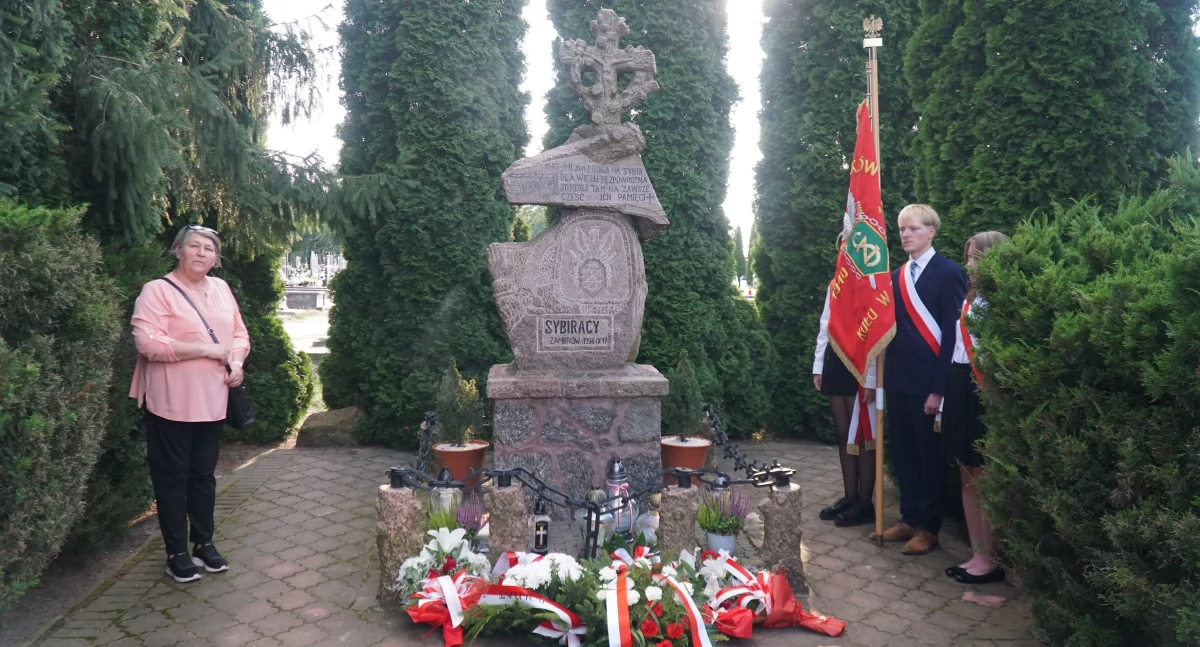 Oddali hołd poległym Sybirakom [FOTO] 